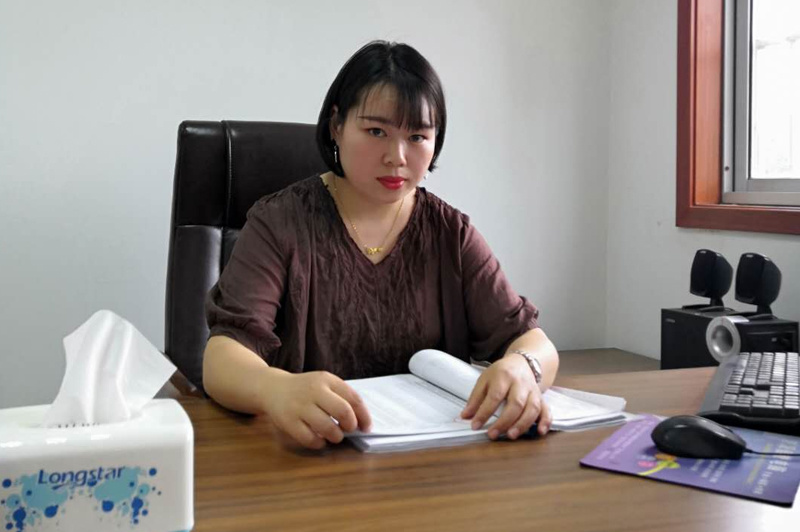 Vice General Manager of Finance Department of Jiyuan Yaohui Glass Products Co Ltd - Li Dongling